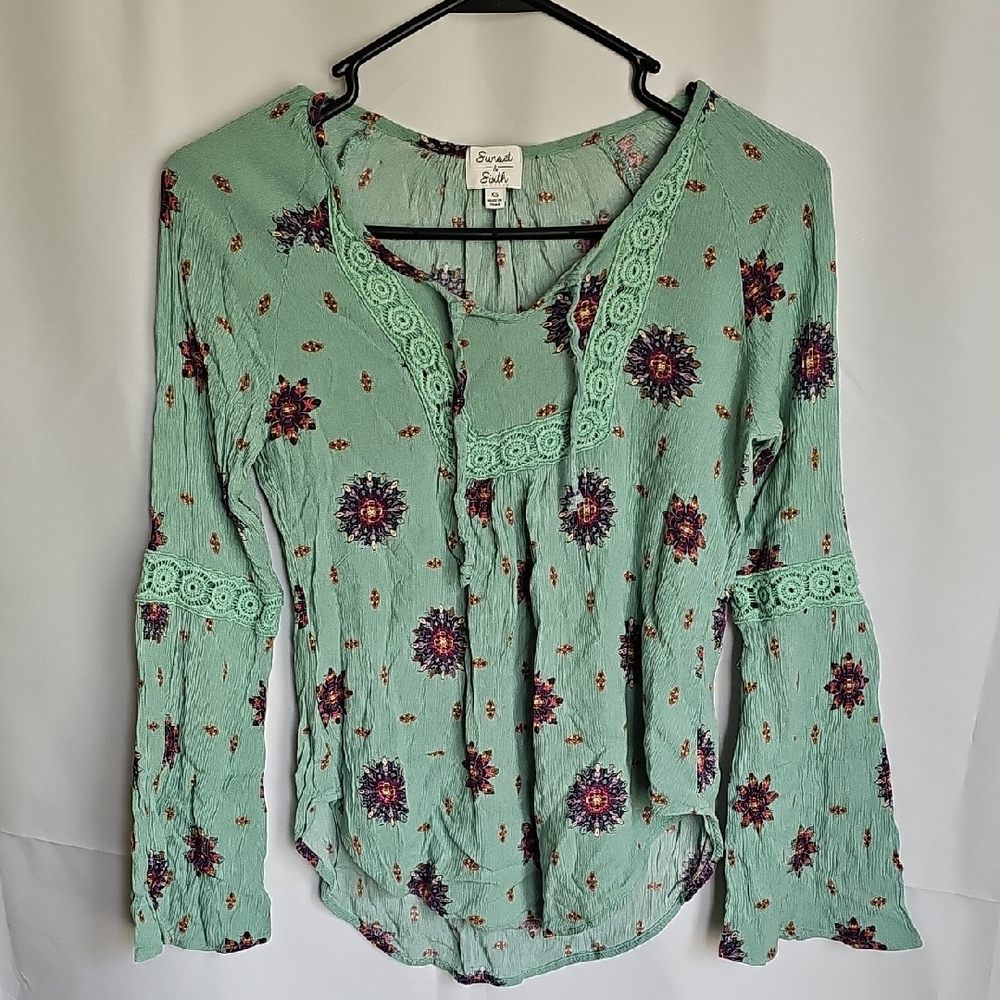 Sunset & Sixth Green Ruffled Long Sleeve Top | Size XS